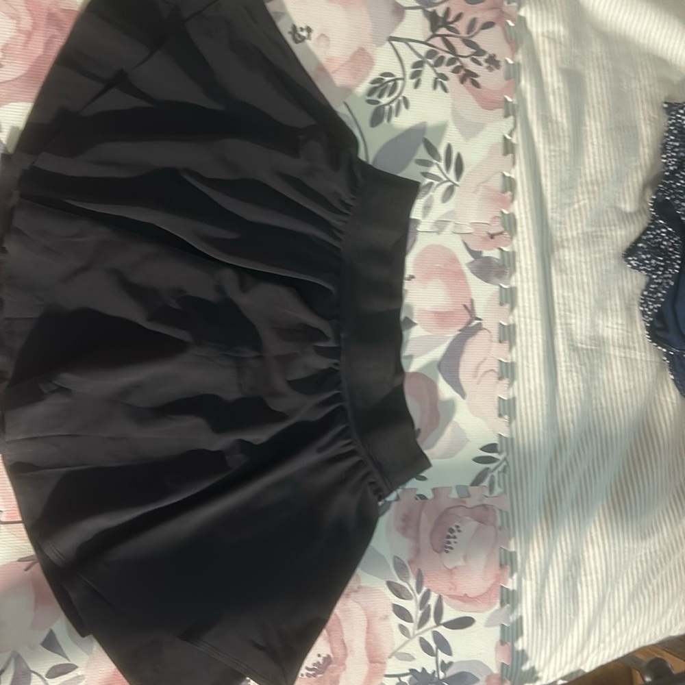 Womens Black Lululemon Lightweight High-Rise Tennis Skirt!🎾